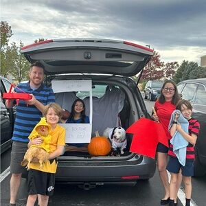 Peanuts family costume